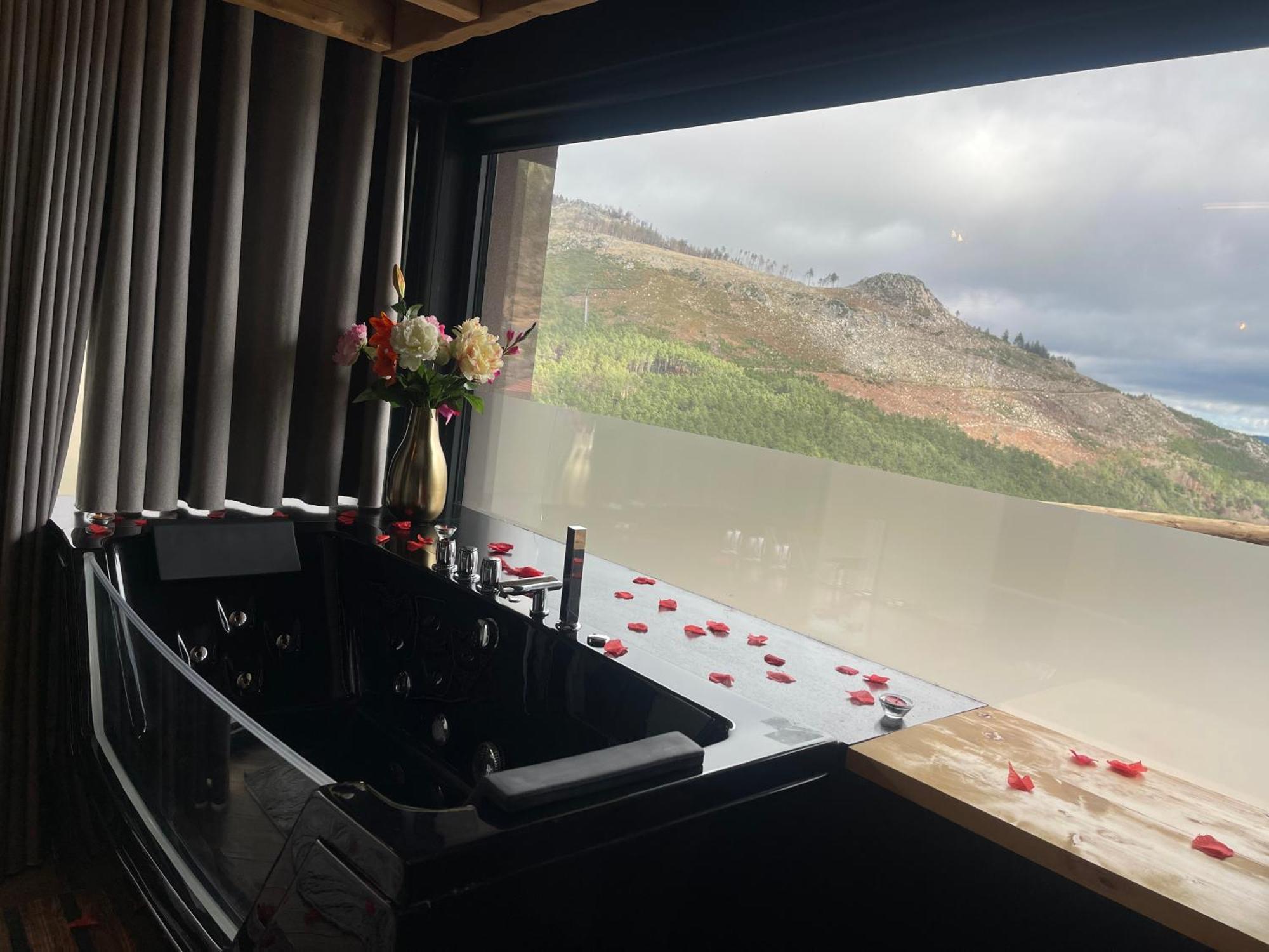 Muas Lodge